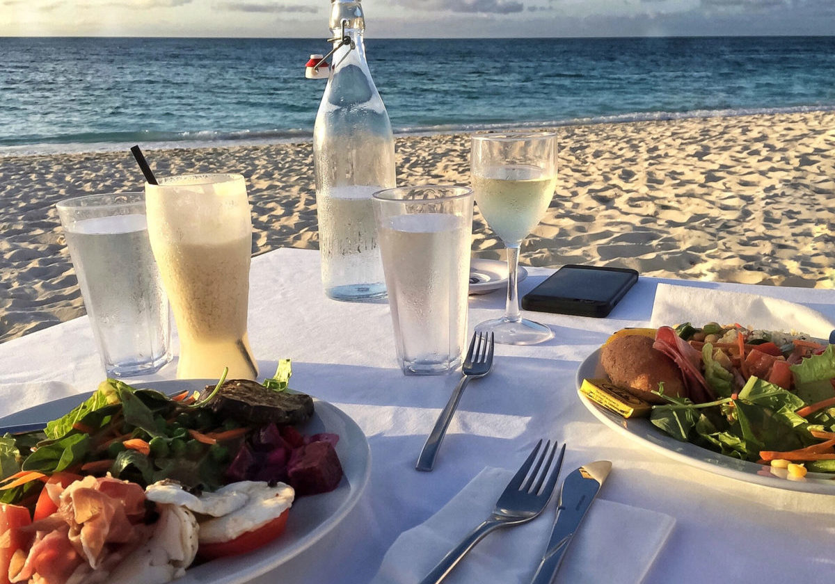 Beautiful picture of the best romantic dinner on Grace Bay Beach—at the 7 Stars Resort.